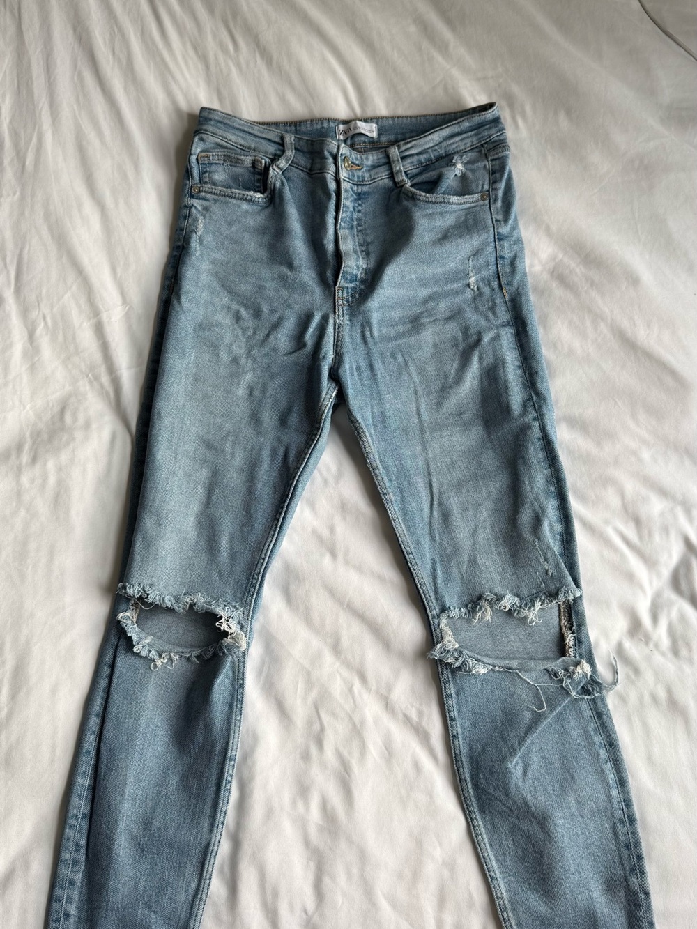 Zara Light Wash Distressed Knee-Ripped Skinny Jeans